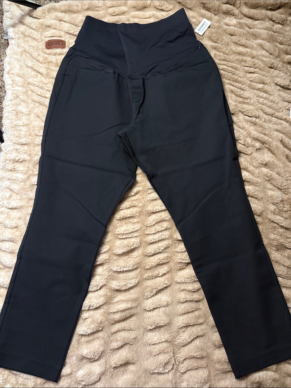 Women’s maternity old navy black pants